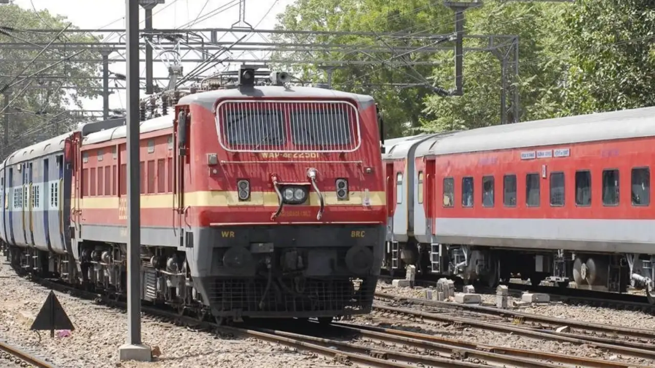 Indian Railway | Sach Bedhadak