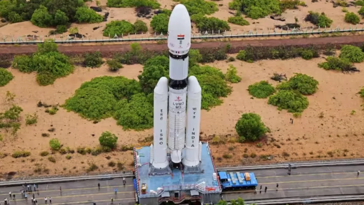 ISRO created another history, launched 36 satellites of OneWeb, successful launch of Satellite LVM3