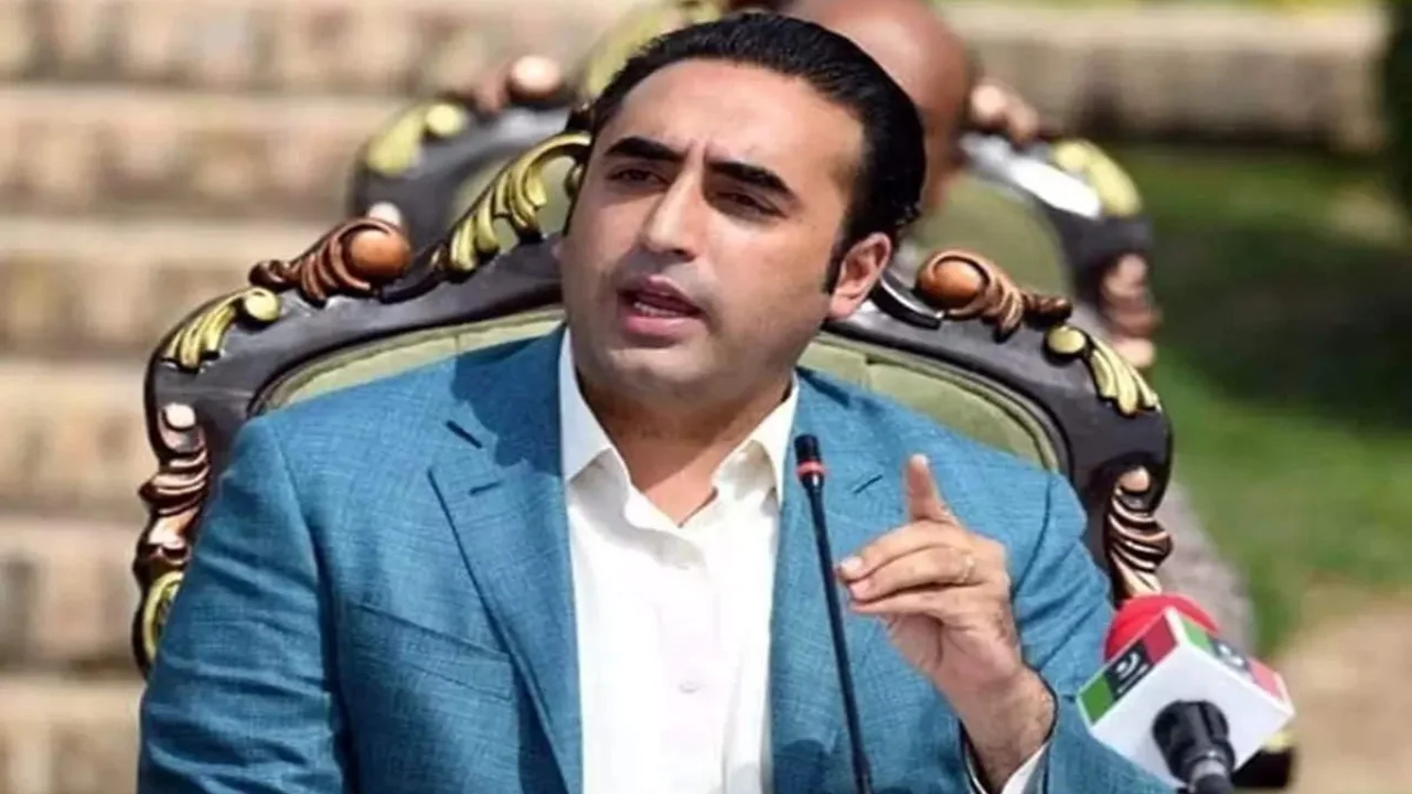 Foreign Minister Bilawal Bhutto Zardari expressed apprehension, martial law may be imposed in Pakistan!