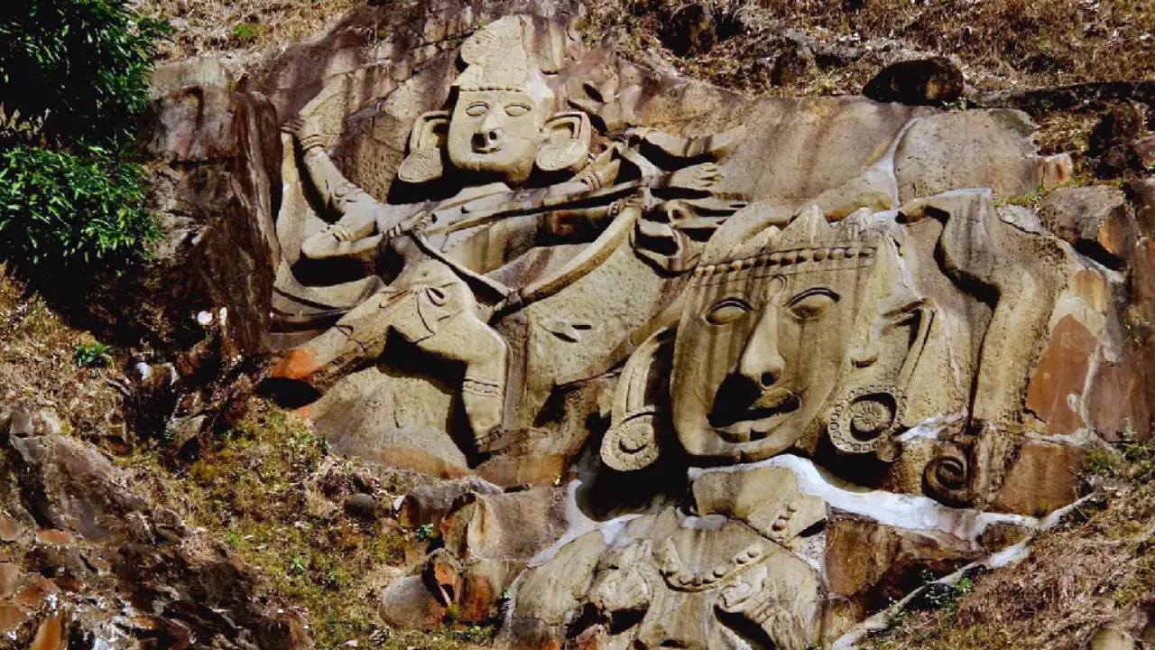 Unakoti: This miraculous place is 150 km away from Agartala, the capital of Tripura.