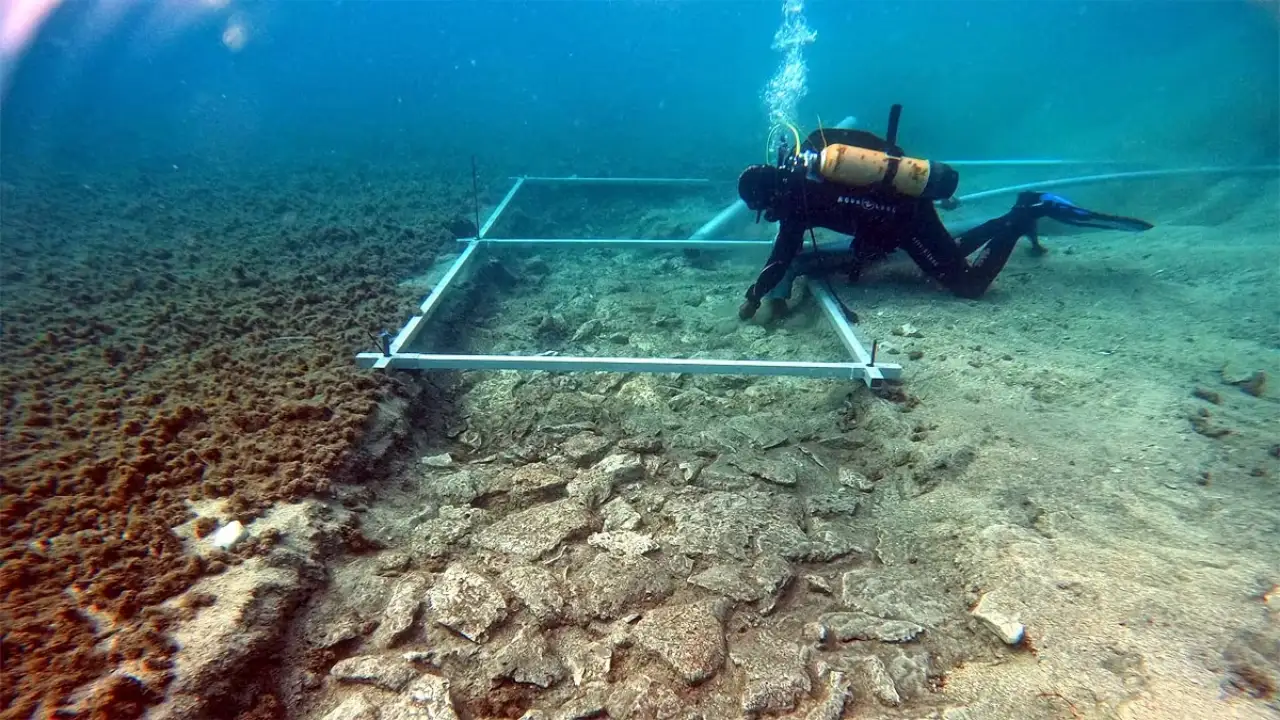 Surprising discovery, 7000 years old road found in sea