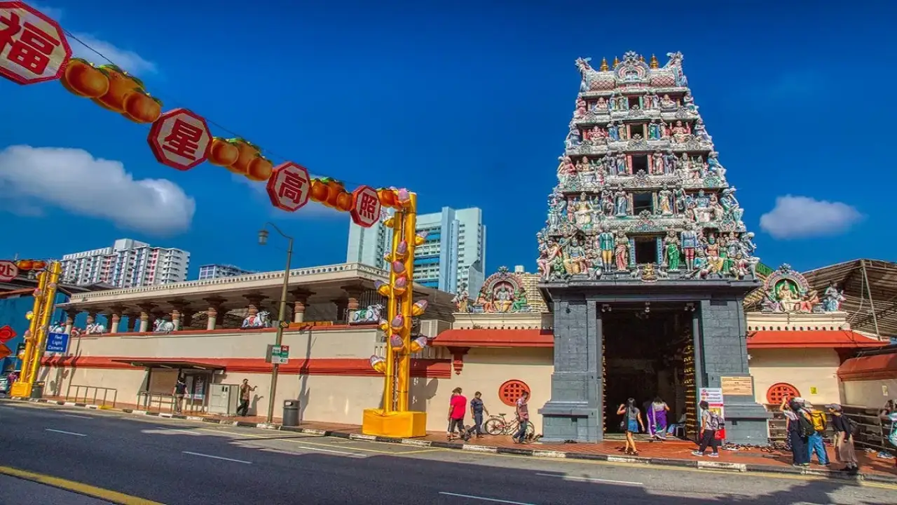 Temple jewelery embezzlement case in Singapore, Indian priest jailed for 6 years