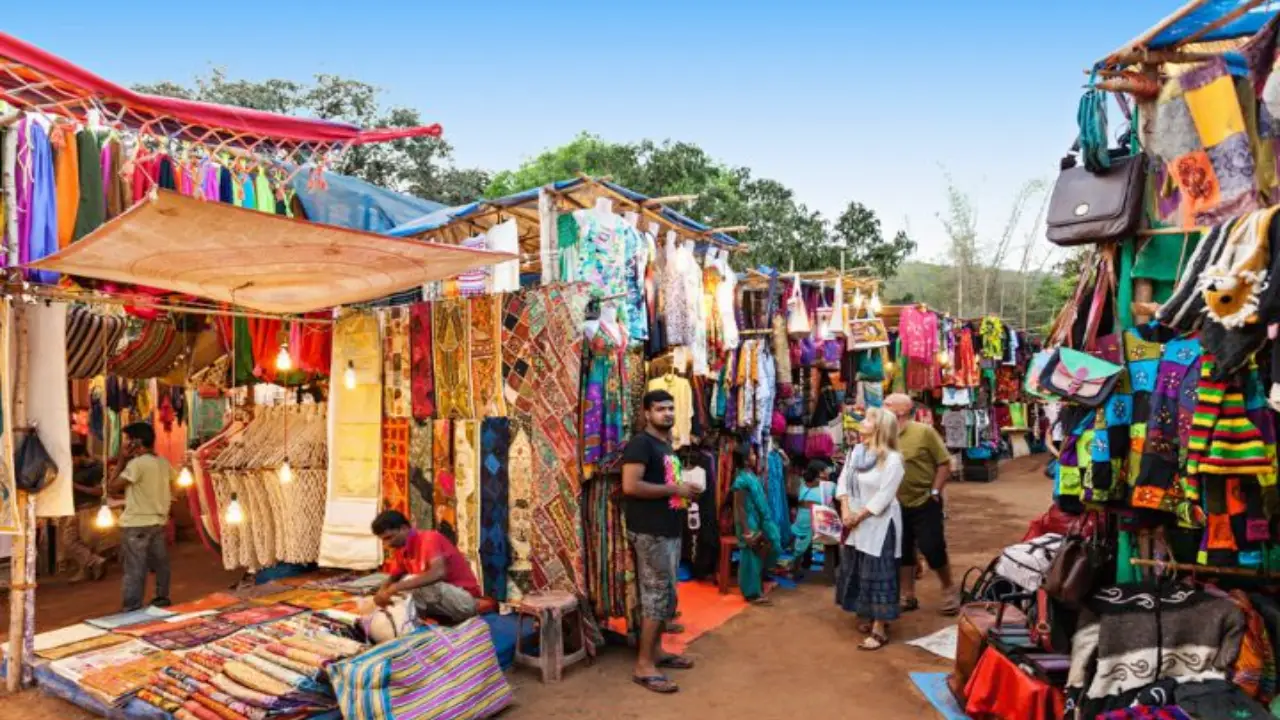 delhi cheapest cloth market | Sach Bedhadak