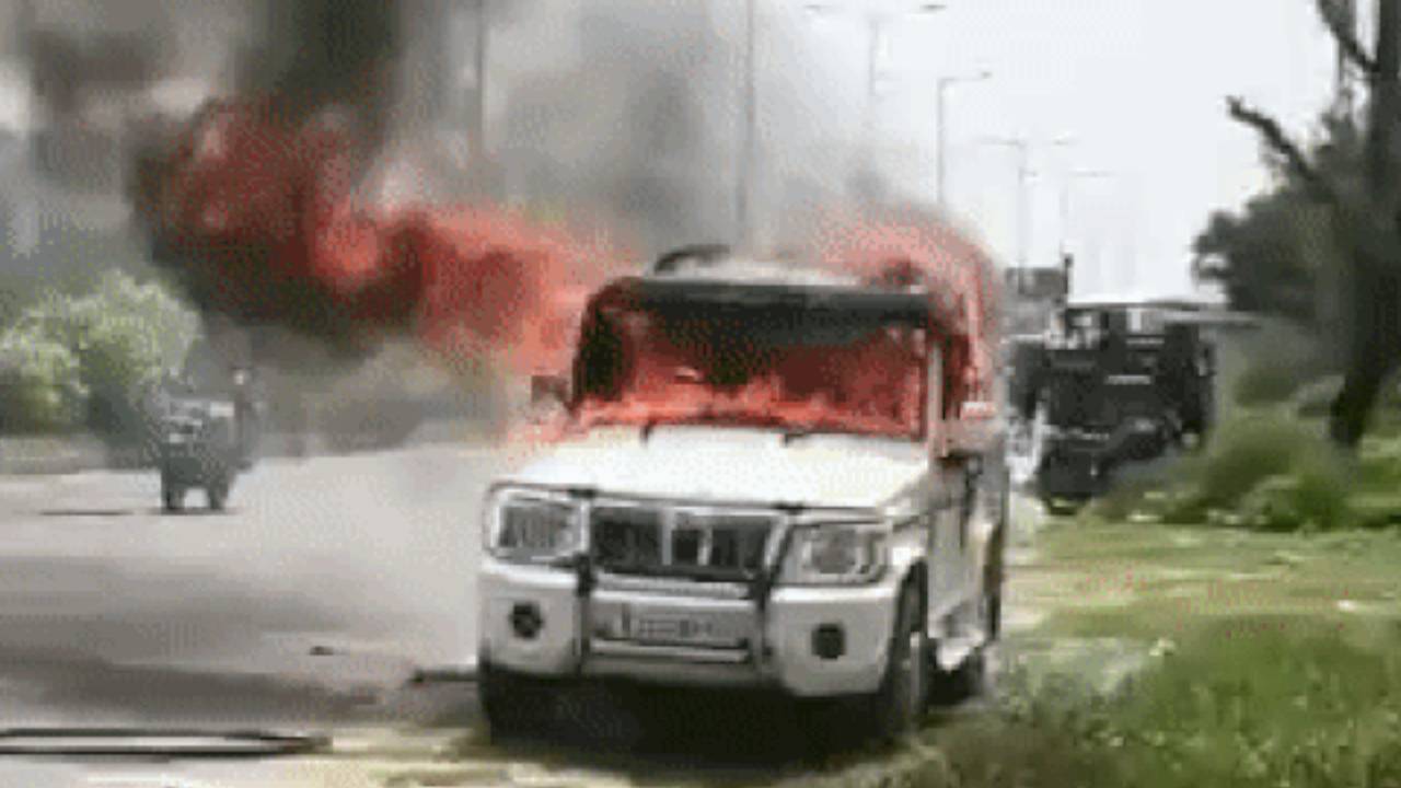 jaipur Account Officer Burnt Alive In Car | Sach Bedhadak
