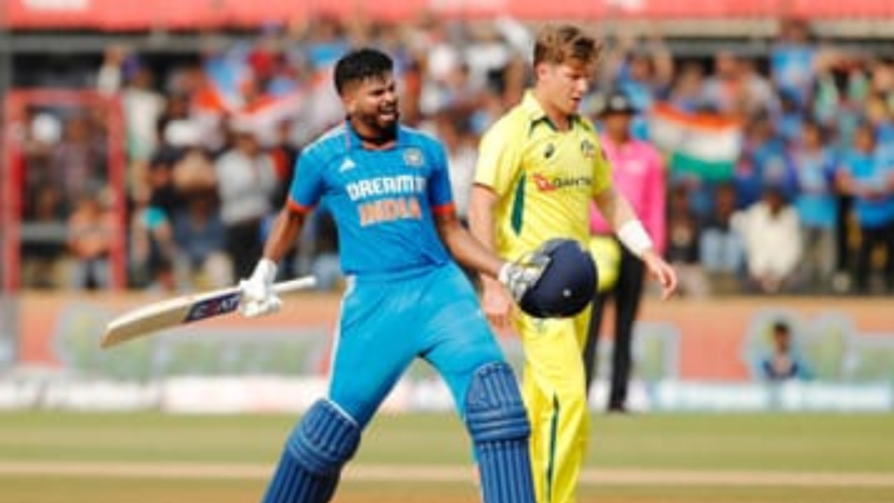 Ind vs aus 2nd odi live cricket score | Sach Bedhadak