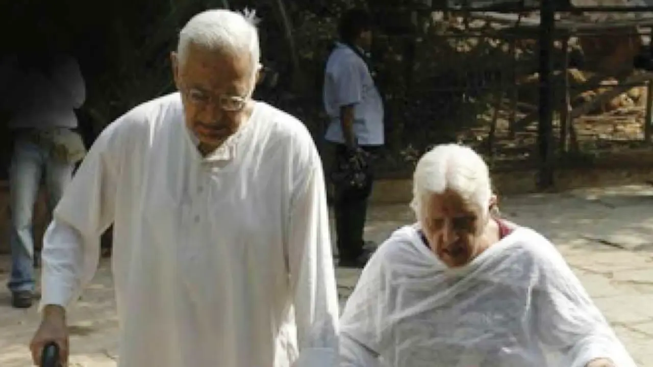 elderly in india | Sach Bedhadak