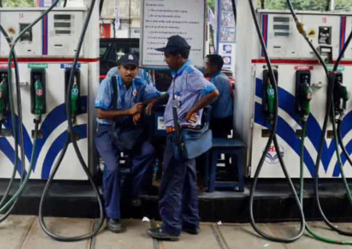 Petroleum dealers strike