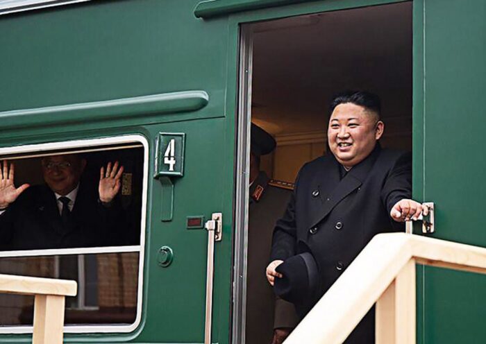 kim jong un north korea special train 1 | Sach Bedhadak