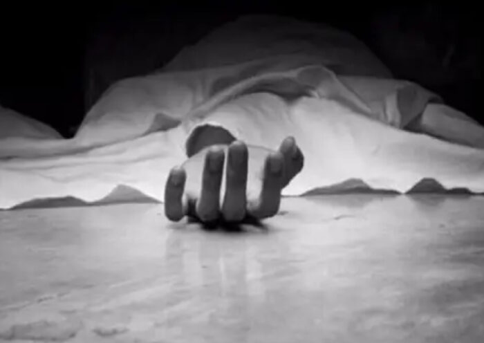 Three people of the same family committed suicide in Barmer | Sach Bedhadak