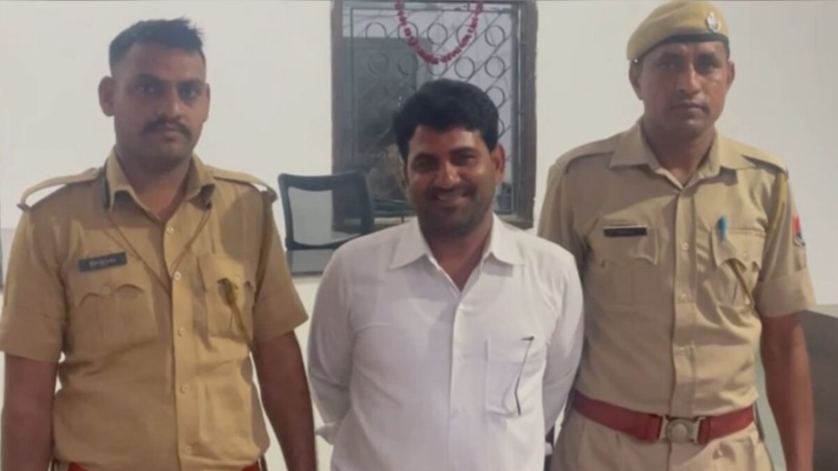 Cash Worth Rs 25 Lakh Found A Scooter in bhilwara 2 | Sach Bedhadak