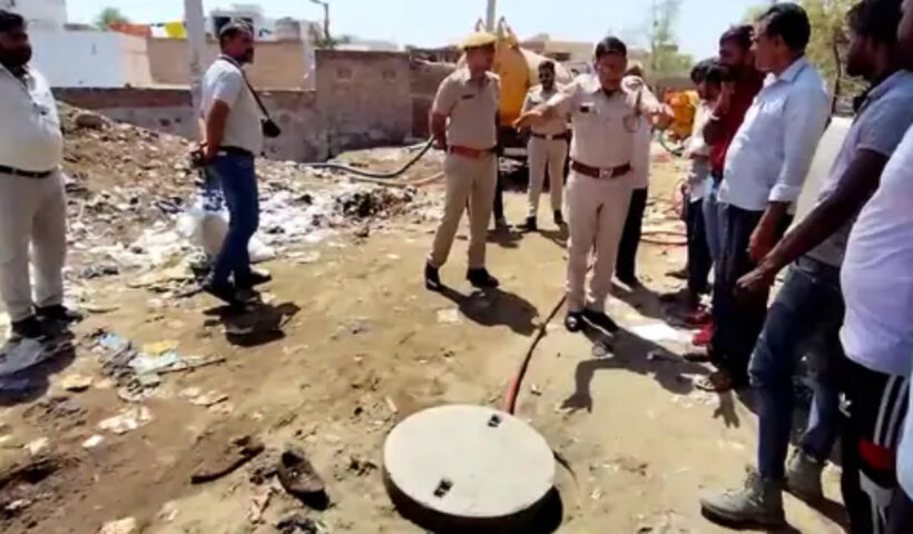 Two People Die While Cleaning Sewage Chambers In Churu | Sach Bedhadak